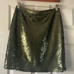 LAST CHANCE LOFT dark green sequin mini skirt